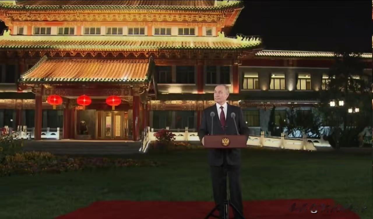 普京在离开北京之前接受了记者采访，关于俄乌冲突，他说了一些大实话！普京这应该是