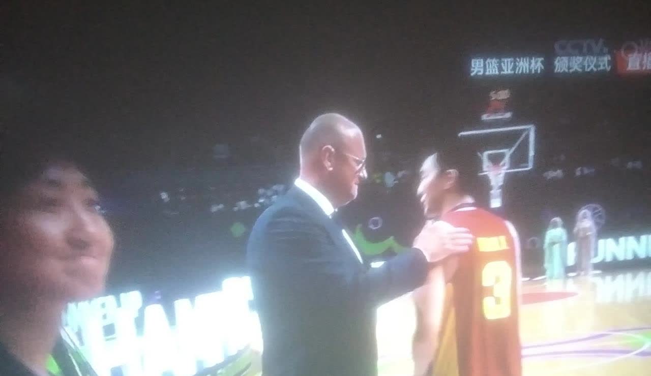 亚洲杯总决赛，有太多意想不到之事啊。1.未曾想到中国男篮能够闯入决赛，最终