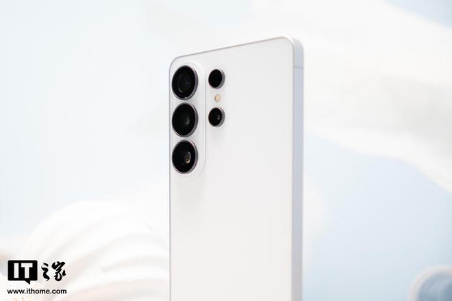 增幅约14%：曝三星GalaxyS27Ultra手机额定5534mAh电池I