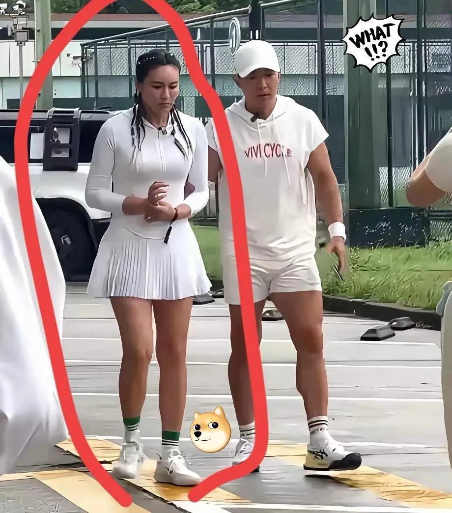 刘畊宏直播间的人数越来越少，很重要的一个原因，不是因为他开始带货了，而是大
