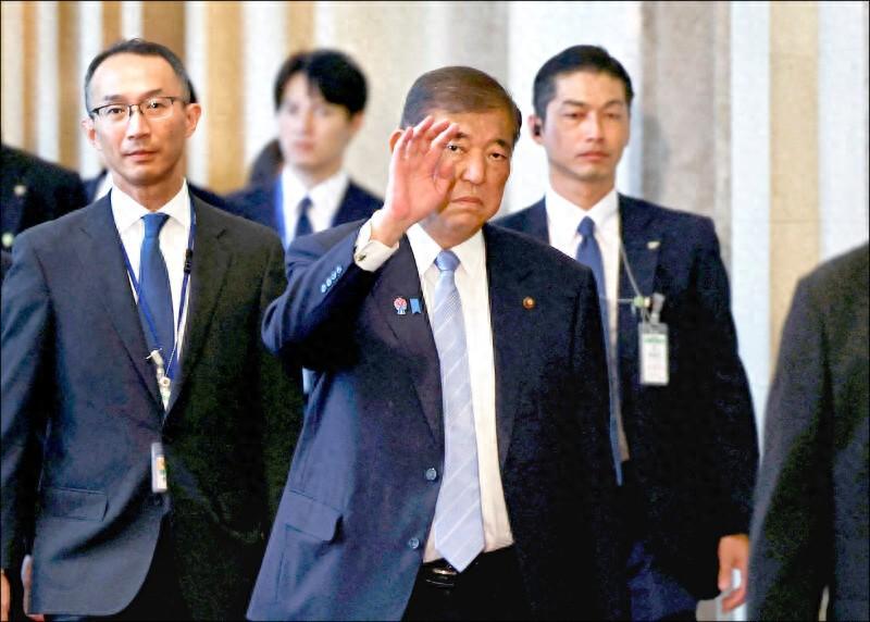 石破茂决定打破惯例，30年来第一次，中国等不到，日本迟来的道歉。 8月3日，