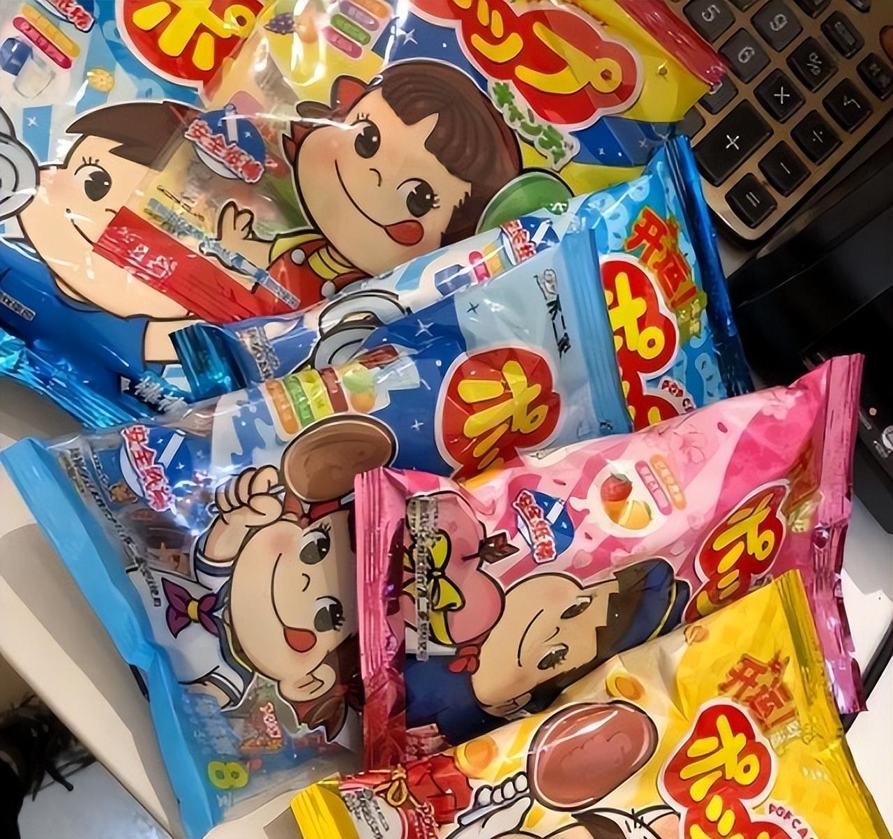 这个网红零食在核辐射区建食品厂，专门卖给中国人，我劝你别给孩子买了。 粉色包