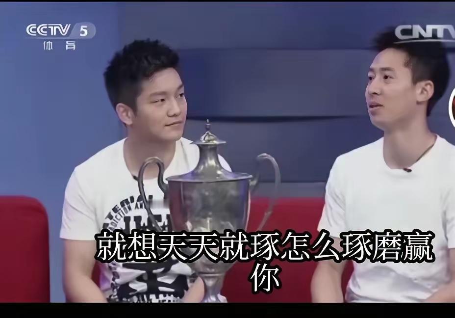 方博：我要代表哈萨克乒协参赛了小胖：博哥，你终于“出山”啦方博：东弟，没办法