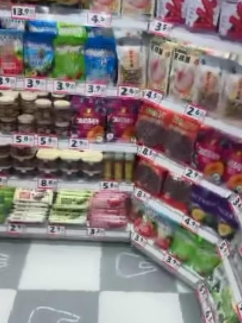 新来的同事，是四川人，真是让我这个河南人打心底里佩服！她太能干了，一刻也