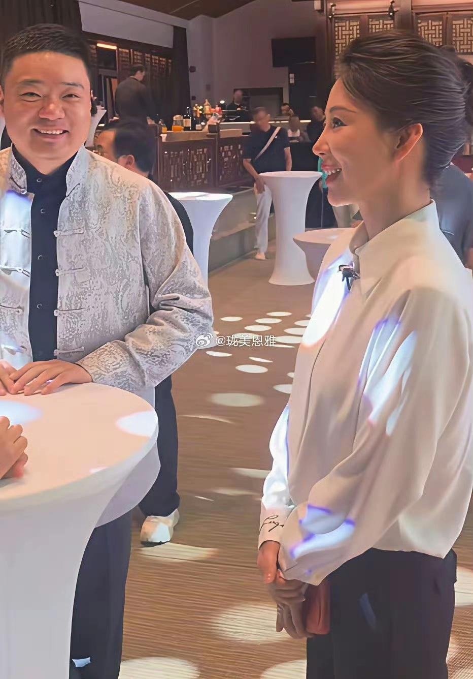 要是说丁主任和九球天后没有一点故事，谁会信呢？然而，事实的确没有。丁俊晖那位大
