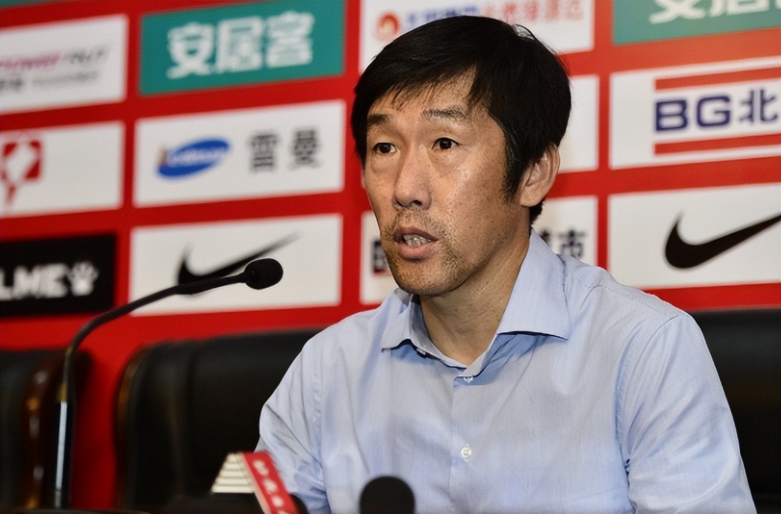 张玉宁本赛季在国安队迎来爆发，都要感谢这位大佬的点石成金，让他的能力和状态充分被激活。张玉宁在国安成