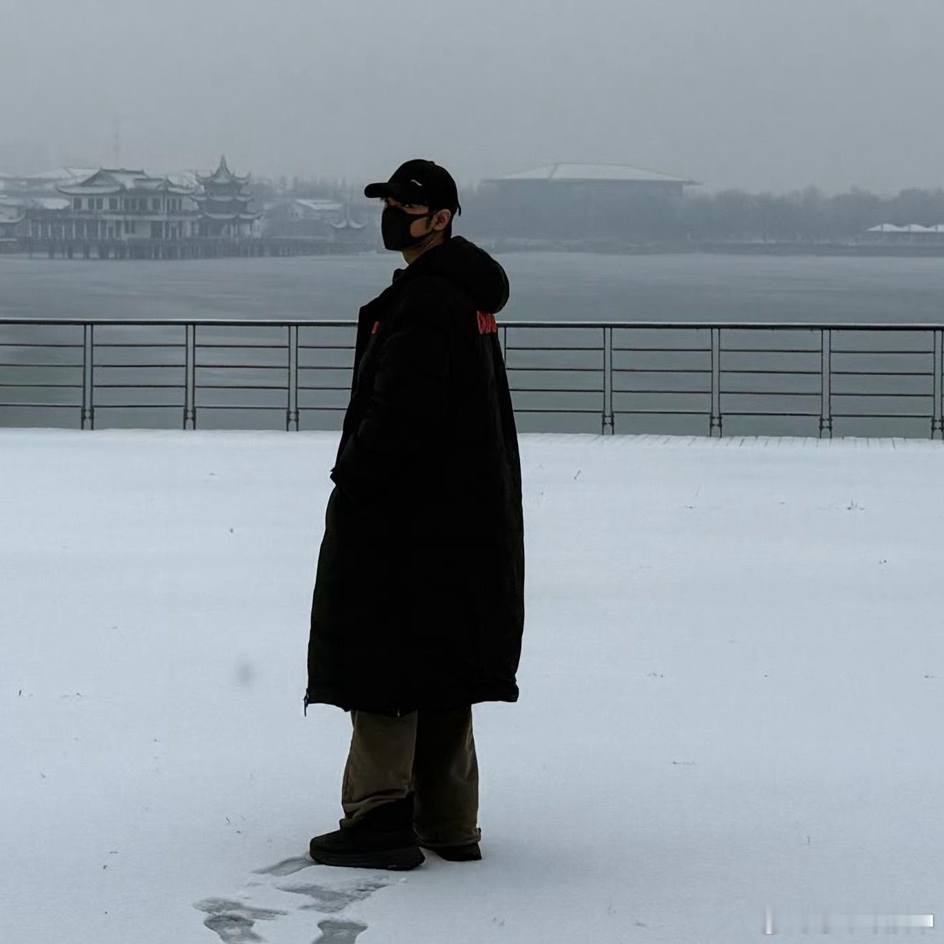 在北方的南方人肖战我懂了！靓仔肖战祖籍是我们广东的👏真相了你看拍照是“够靓”