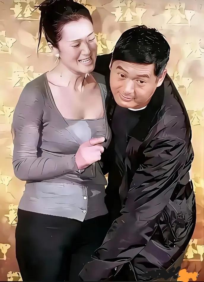 “也许你就是我的获奖礼品，看看我能否把你抱得动…”那天，周润发与巩俐这两位著名影