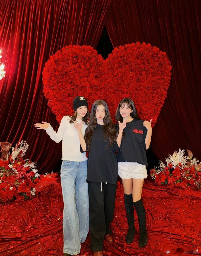 虞书欣生日会庆功宴😍双轨空降