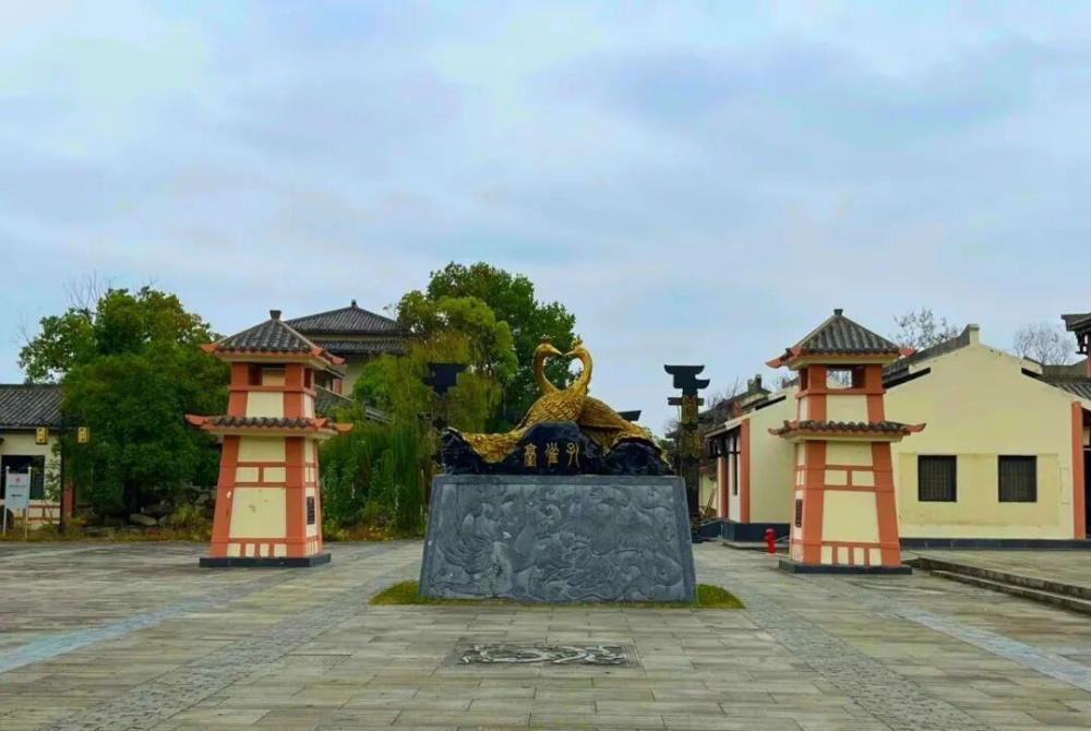 “牌子还在, 人早没了” 多个4A级旅游景区被清理