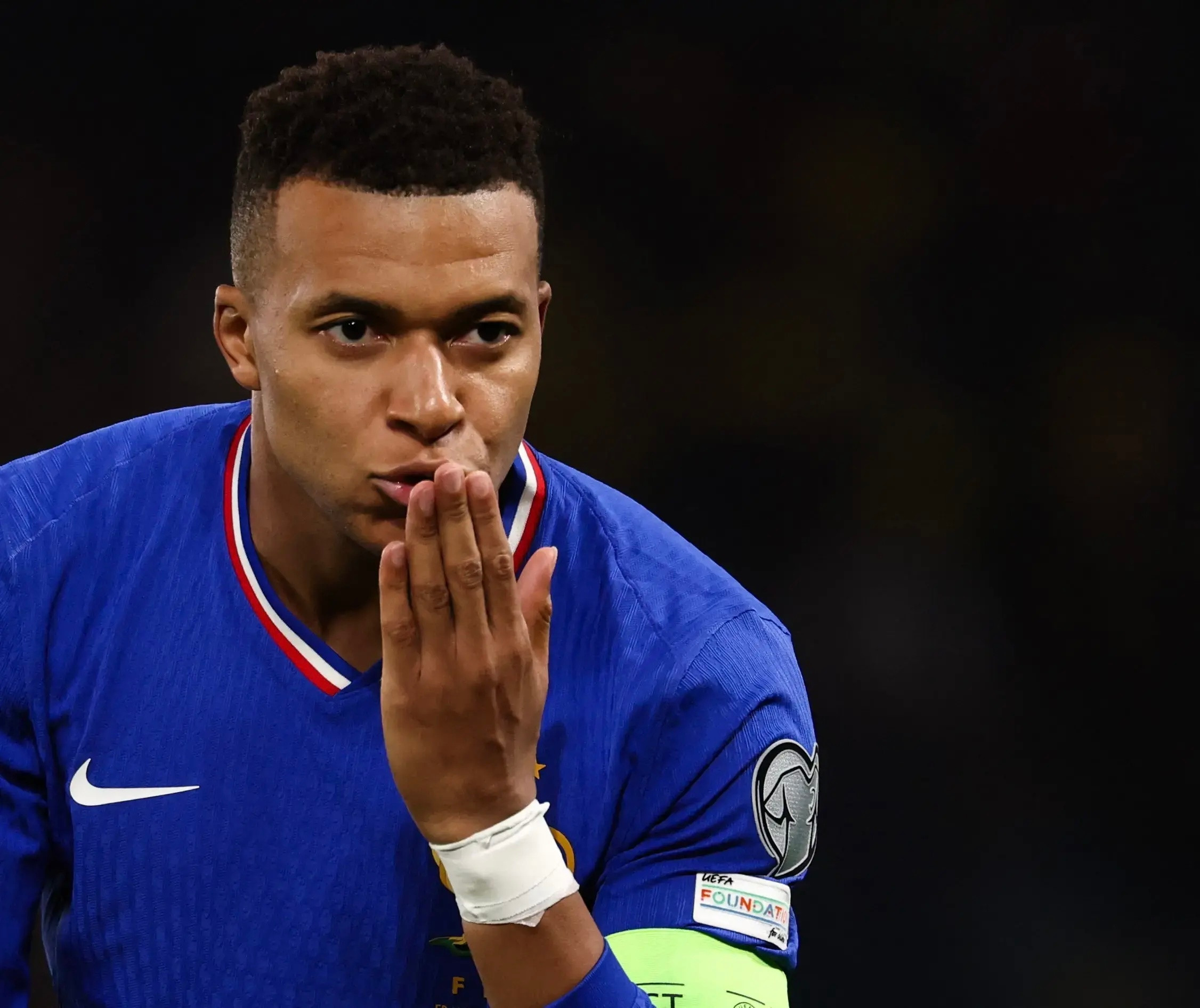 职业生涯已达400球，这意味着什么？姆巴佩：如果你20年前告诉我，我会觉得太棒了