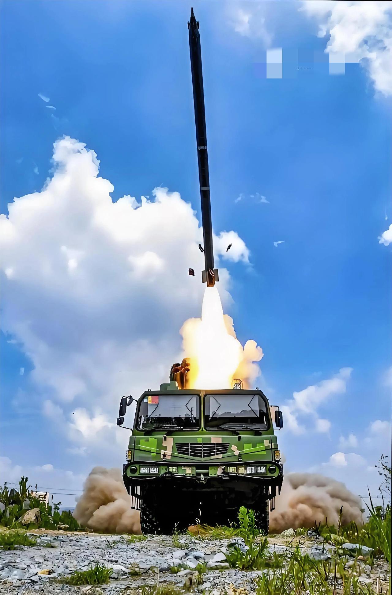 乌克兰600架无人机突袭俄本土！一、核心事件乌军单次出动约600架固