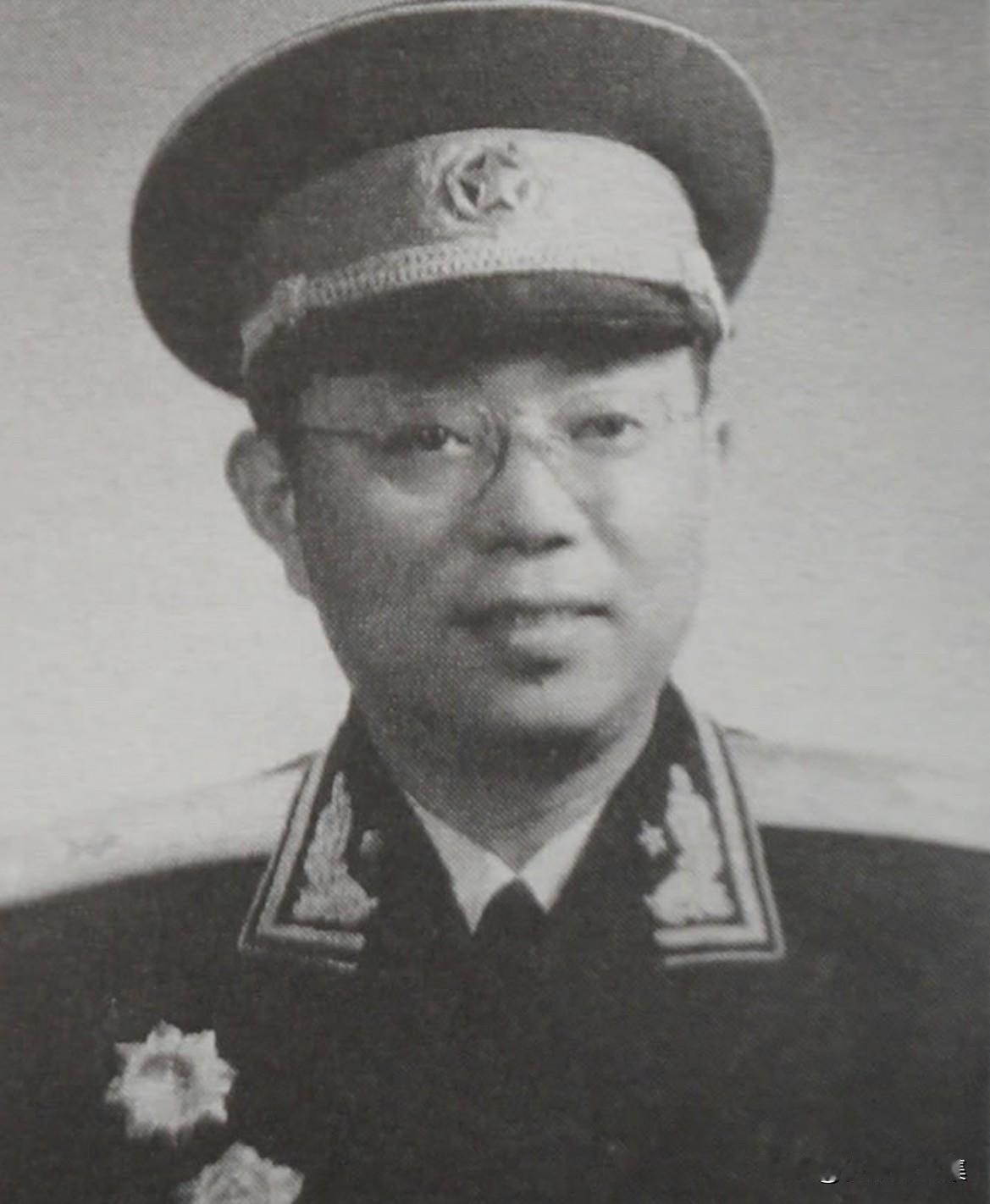 1926年，上海大学学生张崇文入党，随即被派回浙江临海建党。次年远赴莫斯科中山大
