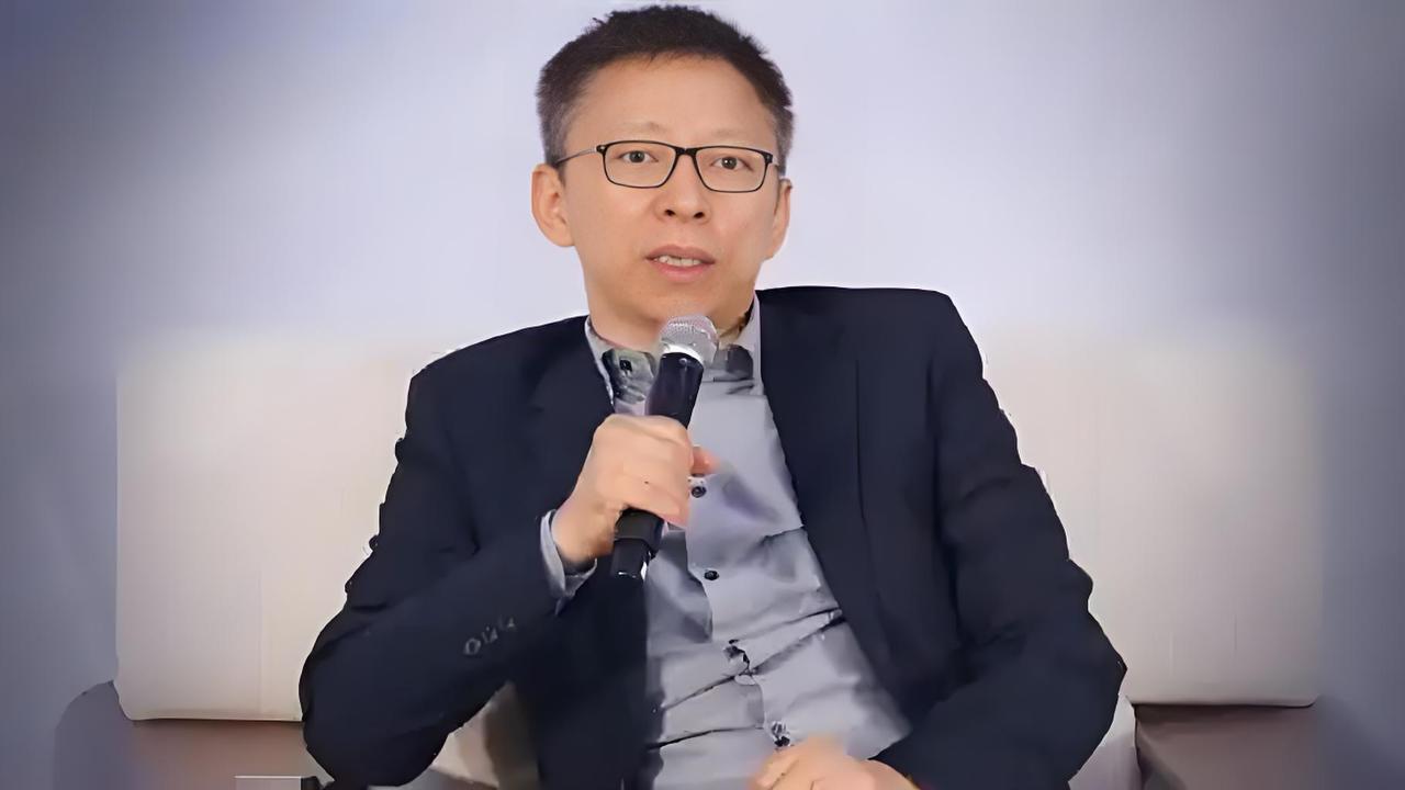 张朝阳震撼揭秘：10万块创业首选这条路！年轻人狂赞的低成本逆袭法则
