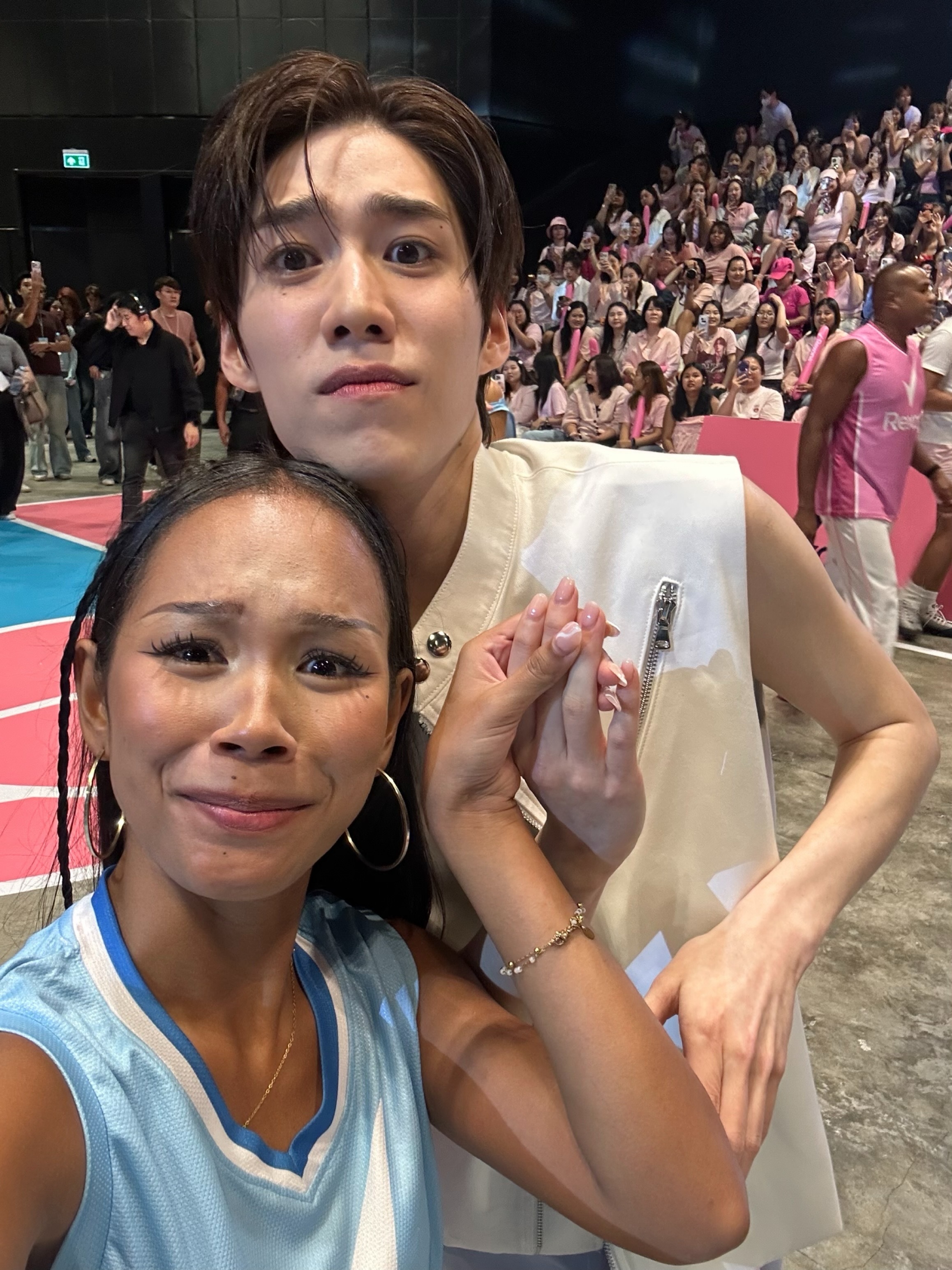 谁不想这样抓着宝宝合影©️noonsamahai260523PPKrit