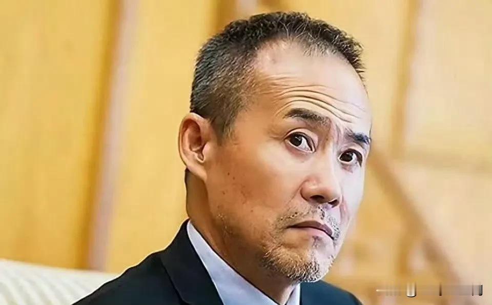 王石又预测房价啦,2016年他讲“房住不炒”,2018年喊“活下去”,也没人当回