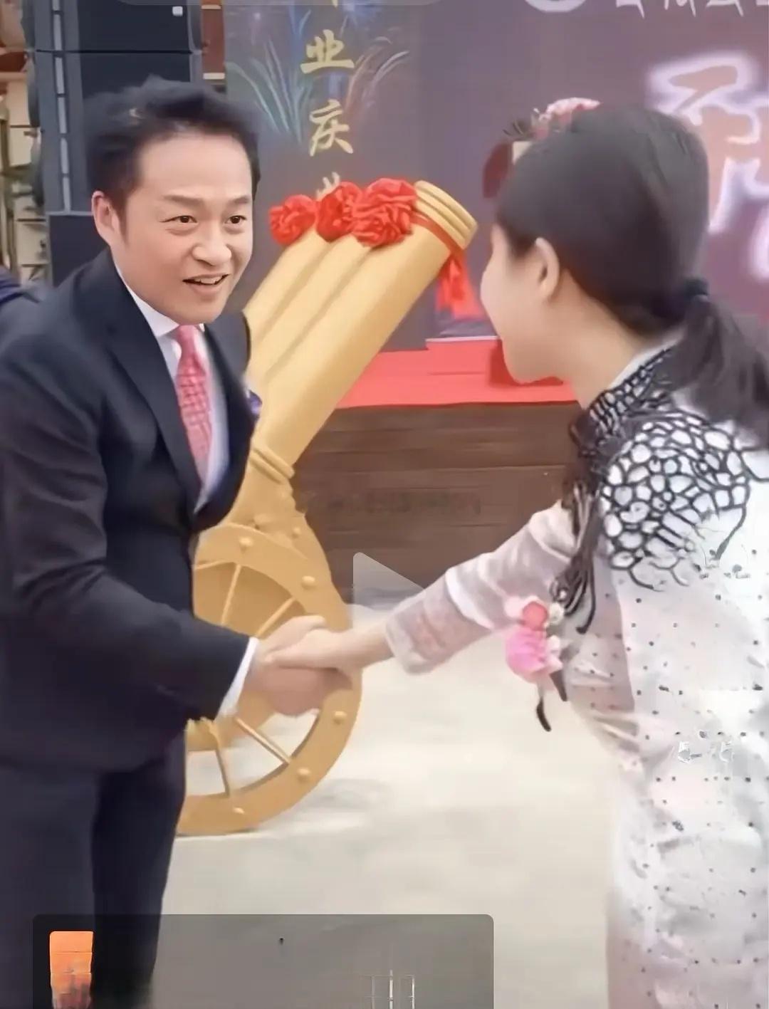 金铭、马景涛时隔多年再次相聚，上演经典画面~