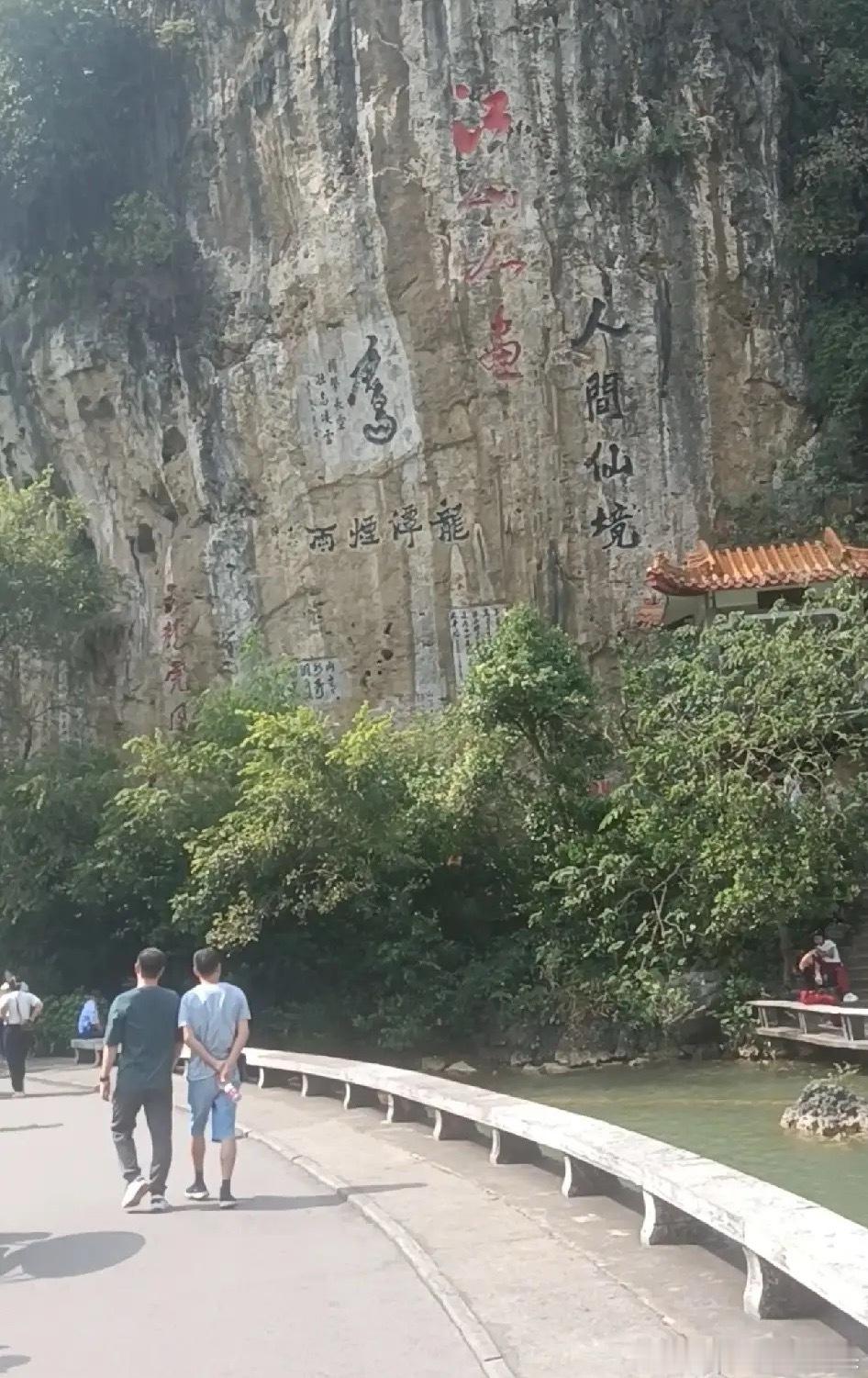 为什么主力敢狂拉那些科技股，它不怕没人接盘吗？我们仔细想想就知道这个牛市是怎么回