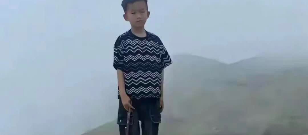 福建8岁男童还是被找到了！太惨了，都快到永泰边界了！不知道走了多久，可怜的娃儿啊