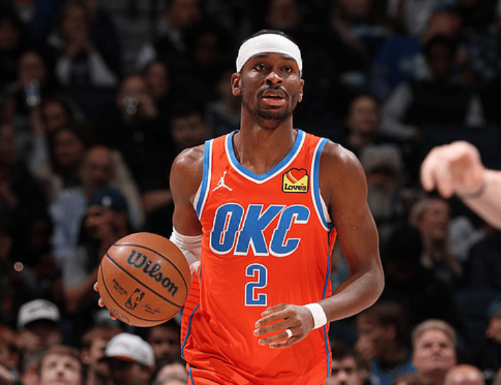 亚历山大达成雷霆队史第二里程碑：生涯100次30+5+5，仅次于威少