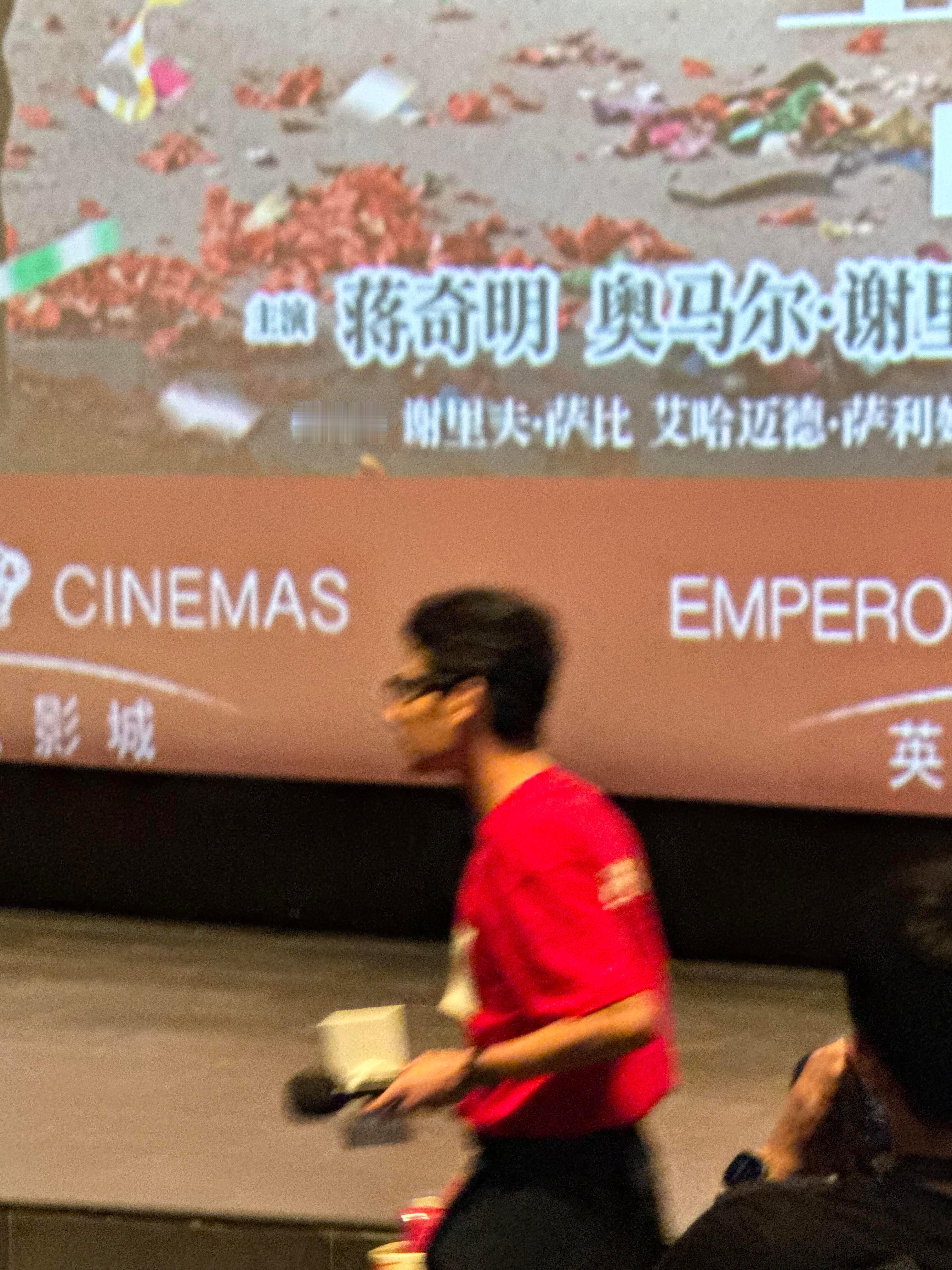 苏醒做了个肉饼面膜马凡舒反向夸苏醒《跟着春晚游中国》爆笑片段来袭！苏醒制作面点大