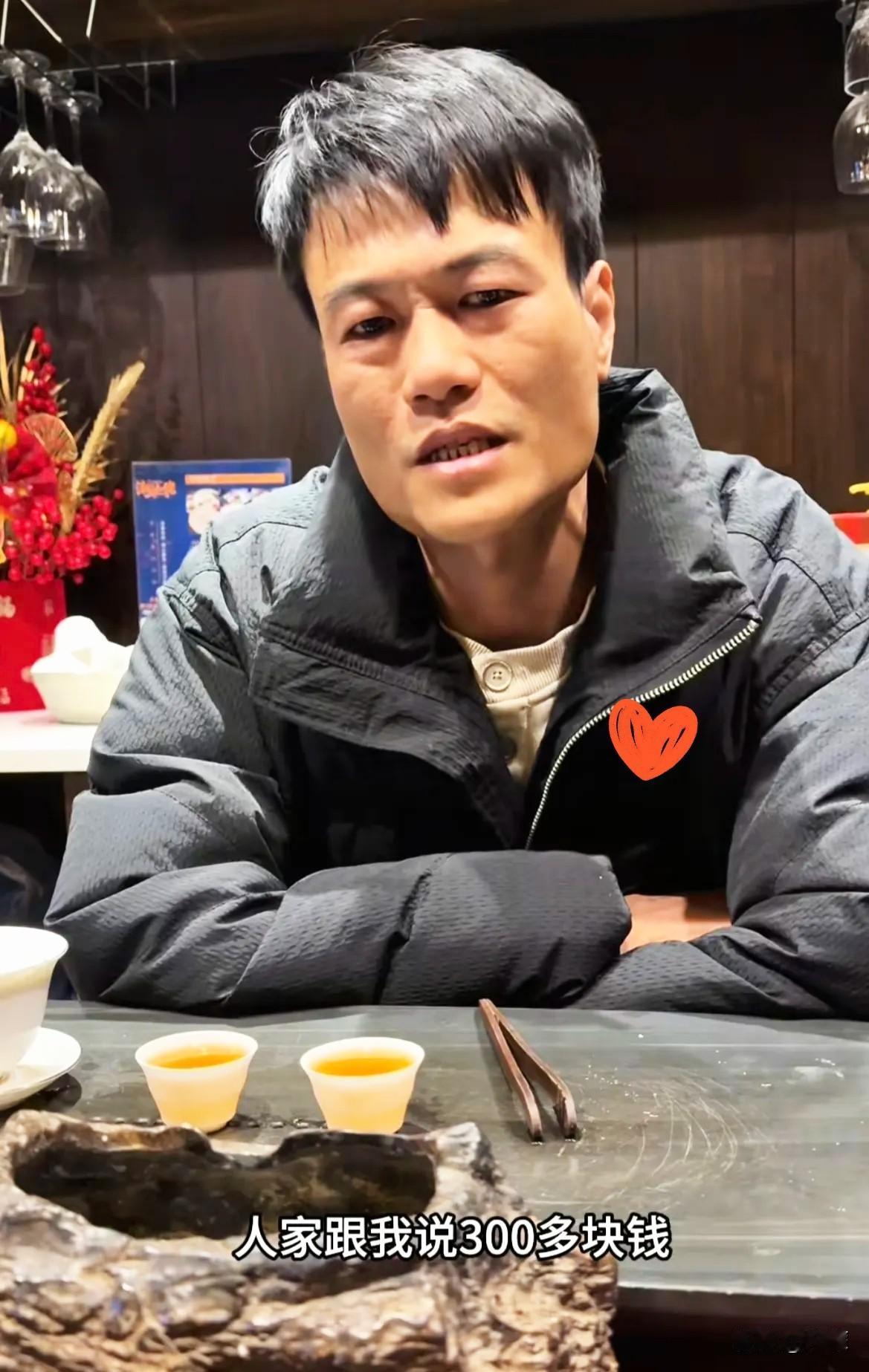 花1400拖车费的男子坚决硬刚到底，不删视频！男子说：“花1780换好的轮胎，我