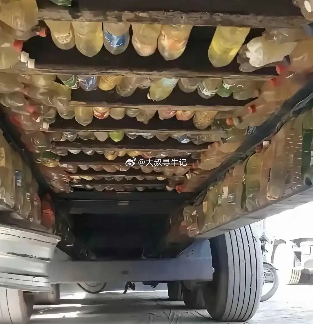 这个货车司机不厚道啊，居然空车增重。​​​
