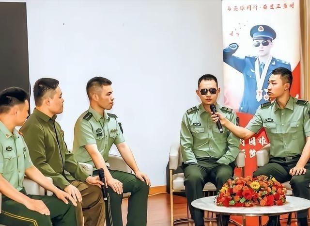 有人曾给杜富国算了笔账：月津贴3万2，国家分了180平的房子，水电燃气全免。