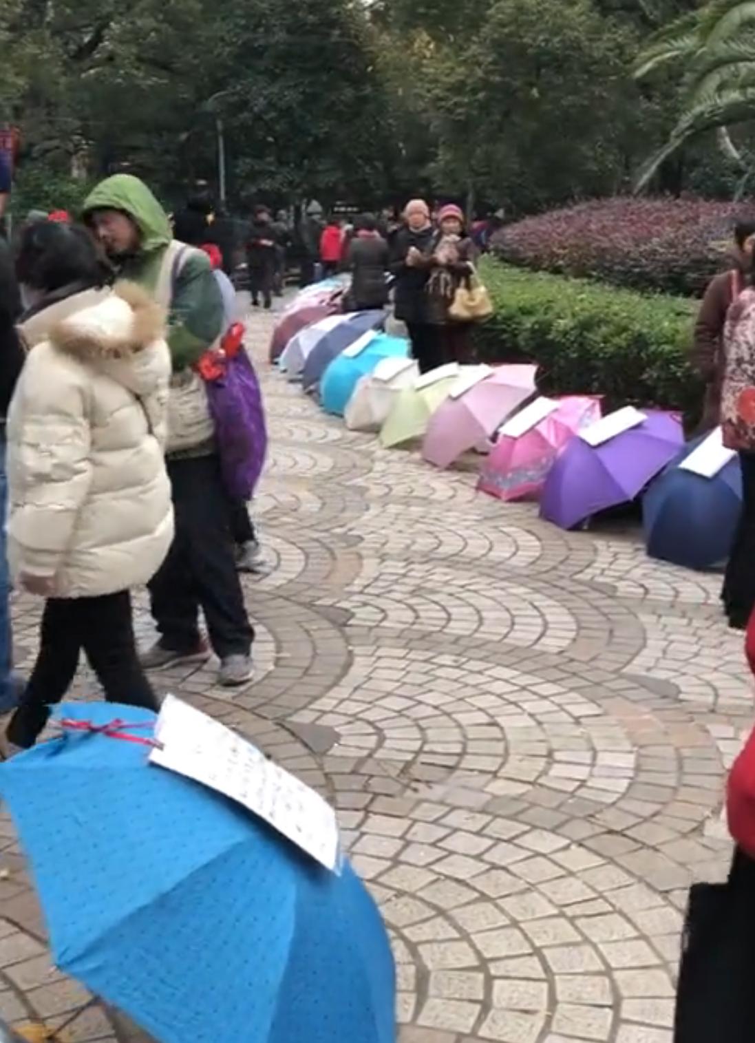 42岁未婚未孕，过年10天相亲12场全失败，爸妈骂我要求太高，我却一点不后悔！