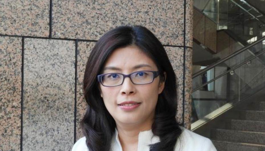郑丽文强势打出“三连击”！眼看赖清德顶不住了，美州长窜台增设据点。郑丽文利用舆论