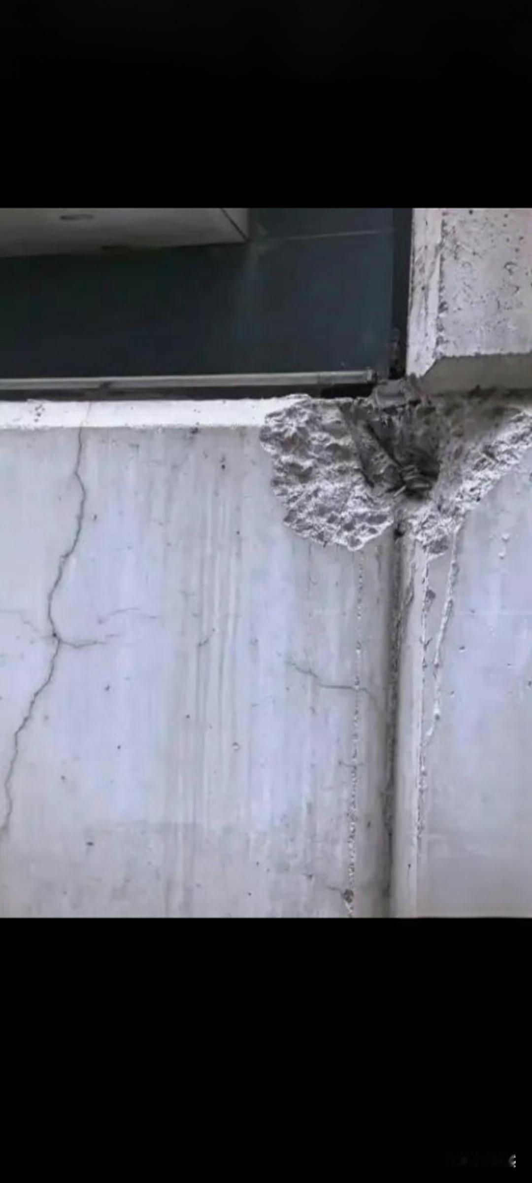 吓懵！纽约425米全球最高豪宅，才10年就裂了！有钱人的房子也靠不住？耗资