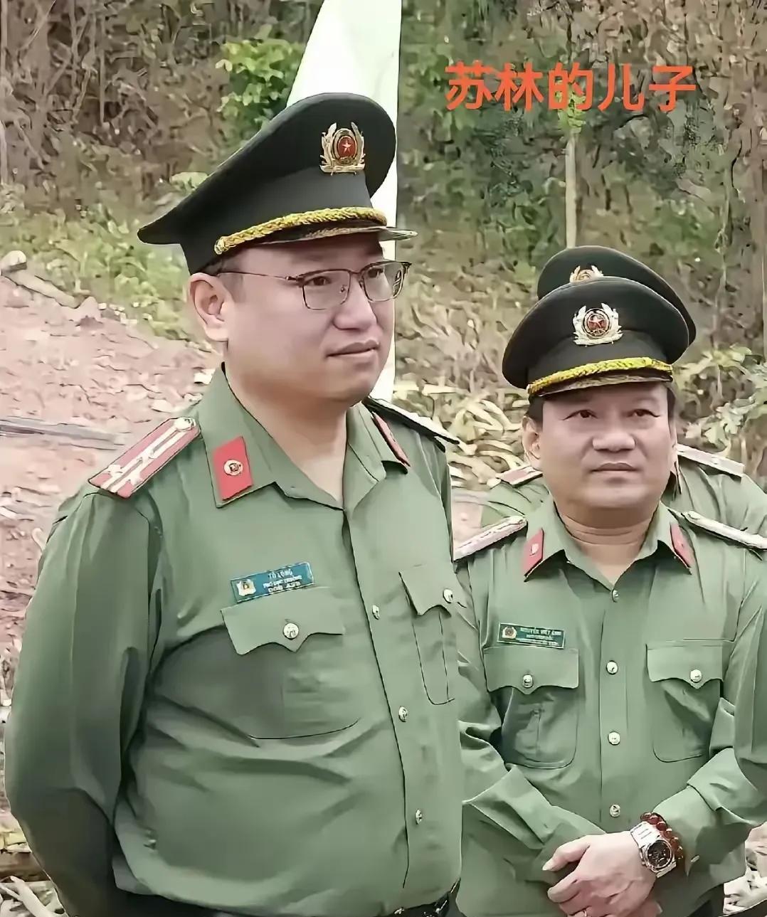 越南苏林的儿子苏龙，苏林与第一任妻子阮氏金兰共生育了二个孩子。其中儿子苏龙，