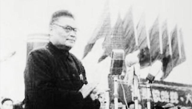 1936年，南下失利的红四方面军在丹巴休整了大半年时间。期间36岁的金川省苏维埃