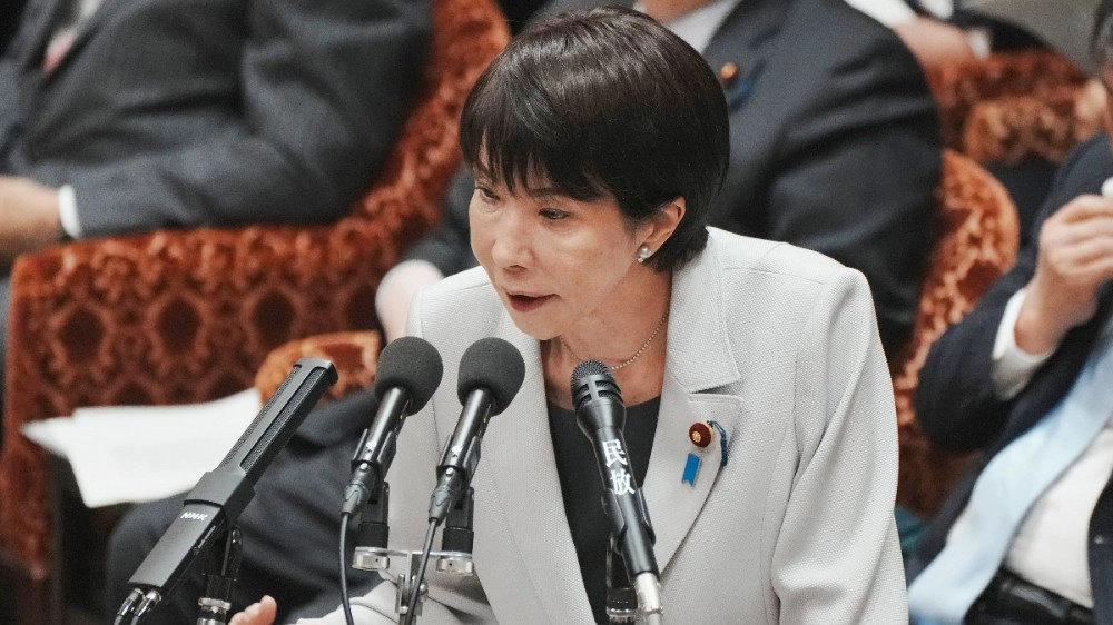 普京立碑“粉碎大日本帝国”，高市早苗俄文抗议反被羞辱，日本最该看的是中国脸色！9