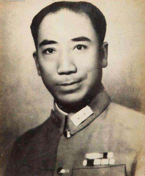 <em>王亚樵</em>与余婉君：英雄背后的背叛与深情