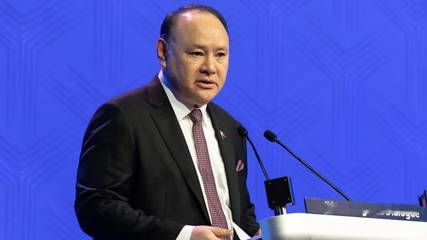 菲防长下令断绝中菲军事联系，马科斯意识到不对劲，紧急对中国说好话 这次菲防长