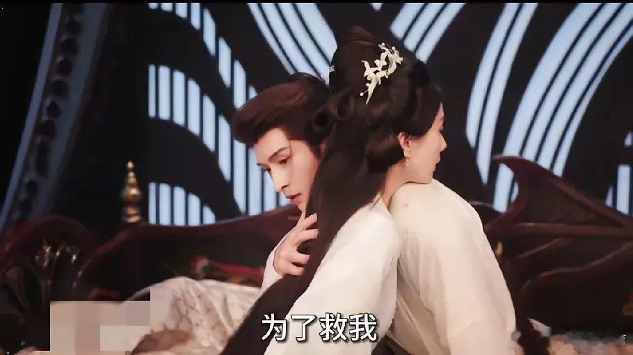 《淮水竹亭》东方淮竹明明被伽蓝夺舍了，那么失去记忆的她为什么最终还会清醒，这个要