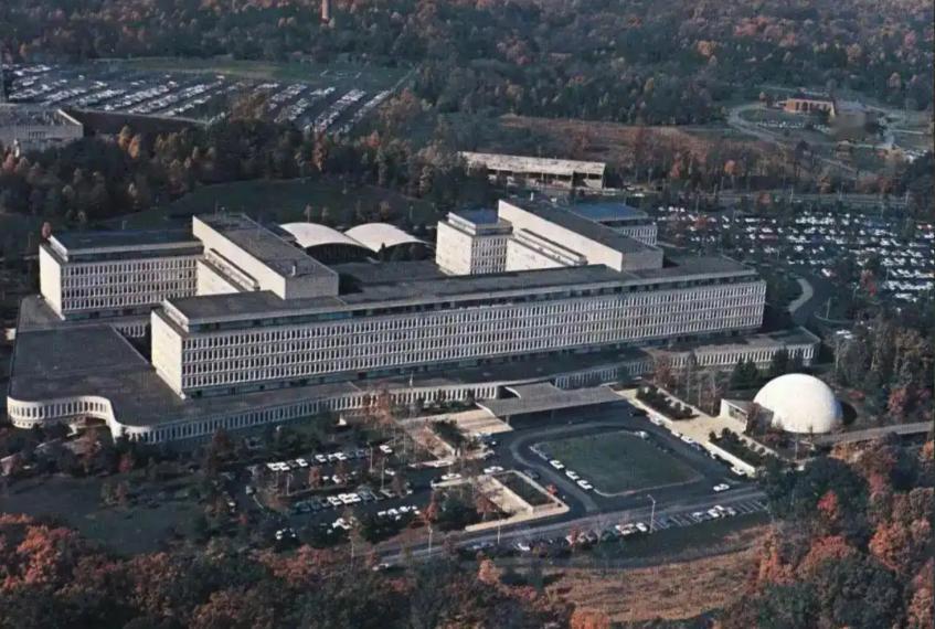 警惕！央视揭露：美国1年投1300万美元在中国搞“渗透”。首先得说明，这仅仅是美