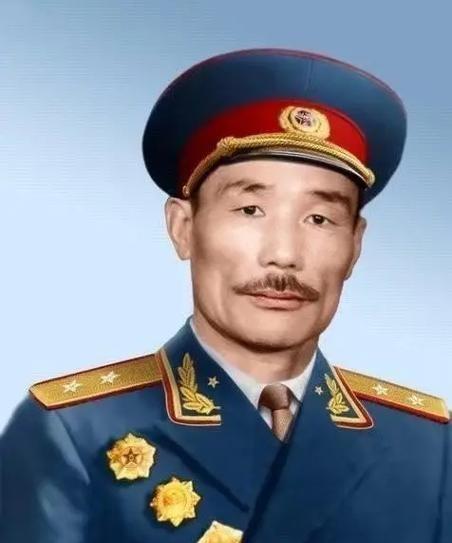 孙毅中将：我是河北廊坊人；韩振纪中将：我是河北石家庄人；孙毅1904年出生在