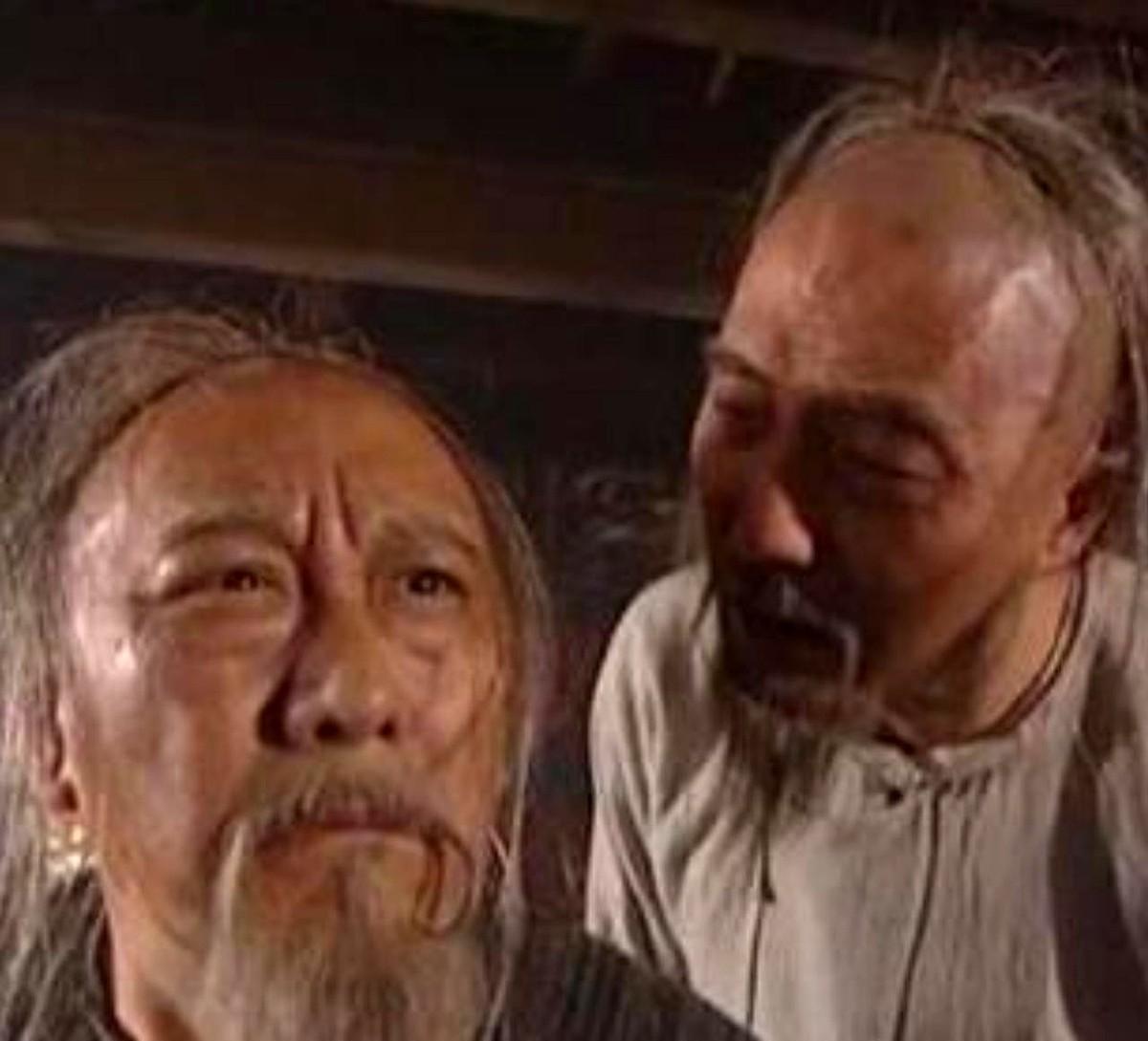 [点赞]1703年，68岁的索额图被活活饿死在宗人府，康熙尤不解恨，又下令抄了