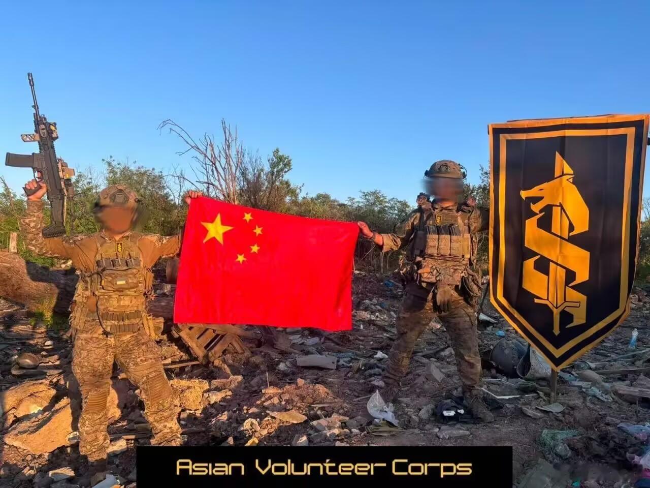 隶属于乌克兰武装部队的国际军团的外国雇佣兵。PS.这要是被俄罗斯军队战场缴获，挂
