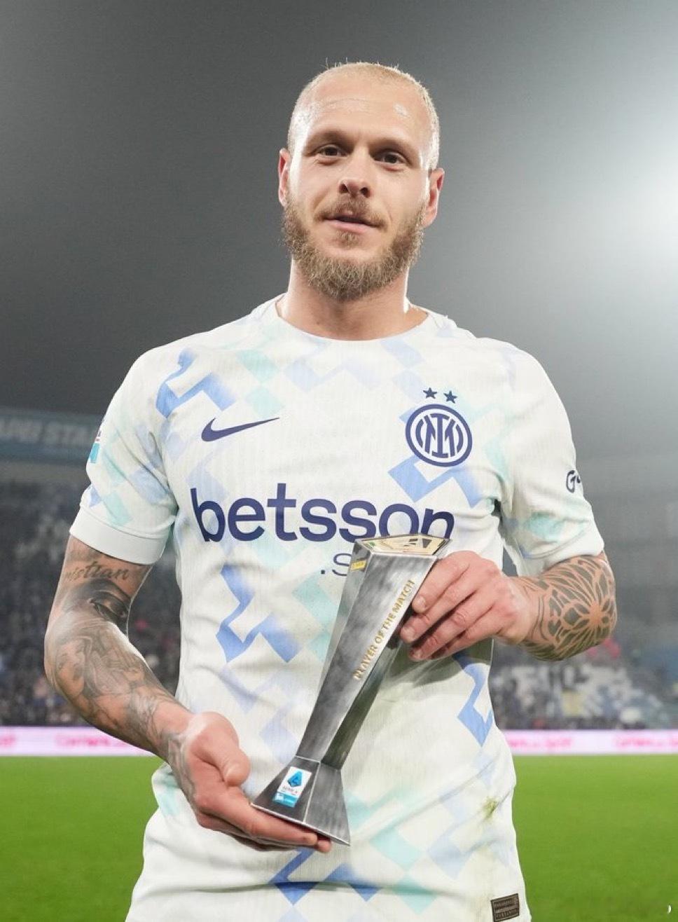 莫雷托：迪马尔科已经跻身欧洲最佳边后卫之列他的数据和表现均属一流在2023/