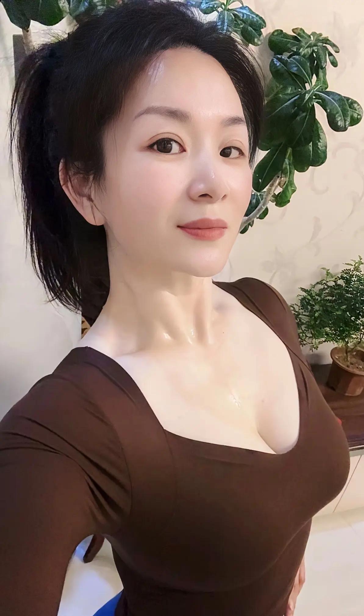 路过看看养养眼