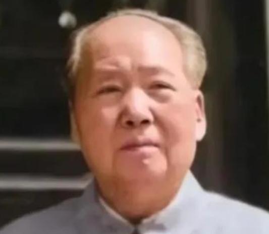 1975年，已经82岁高龄的毛主席突然问身边的人：“功德林里，还有国民党战犯吗？