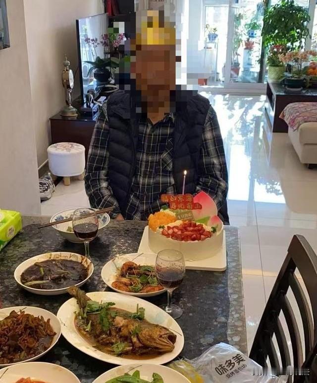 金钱再次将亲情打败！北京，一女子花5.8万买了套房子，写在父亲名下，让父母居住，