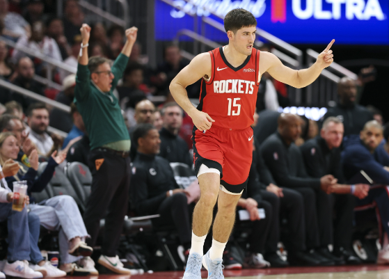 谢泼德成为不了基石nba这么久以来，白人小个子后卫，最强的两个，斯托克顿和纳