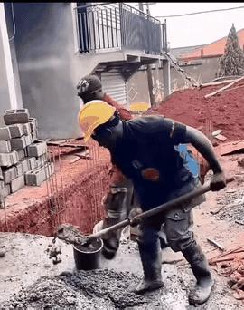 这种情况的人，在非洲很少见.