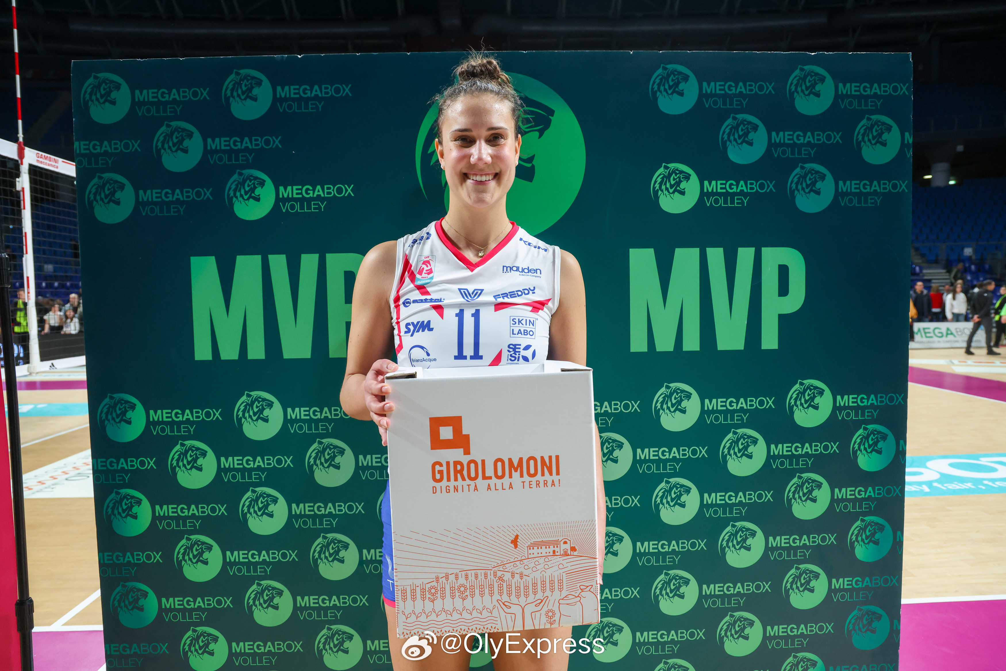 【意甲女排托洛克33分诺瓦拉3-2险胜基耶里携手米兰进四强】国际排坛战报速递3