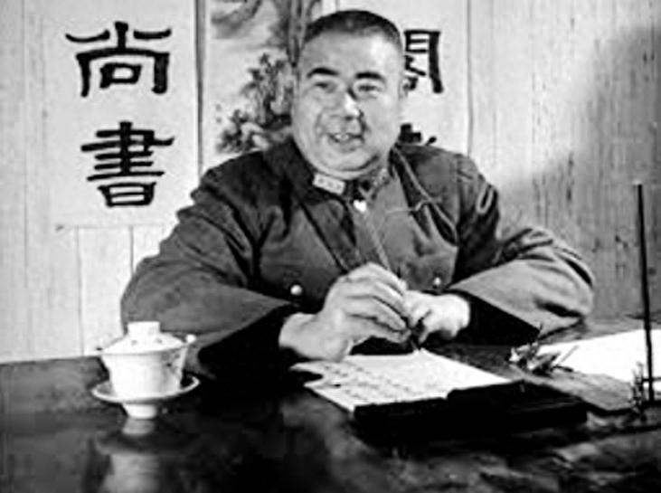 1938年，老蒋为何非要除掉韩复榘？冯玉祥钉死了最后一颗棺材钉！1938年1月