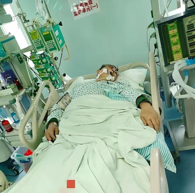 没人味了！上海，男子躺在医院的病床上，已经意识不清，生命已走到了尽头，他的二婚妻